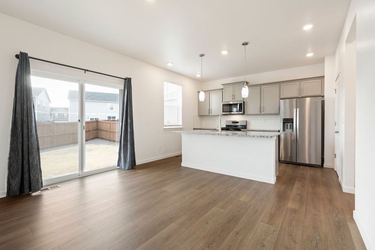 5903 Amerifax Dr - Photo 7 of 23