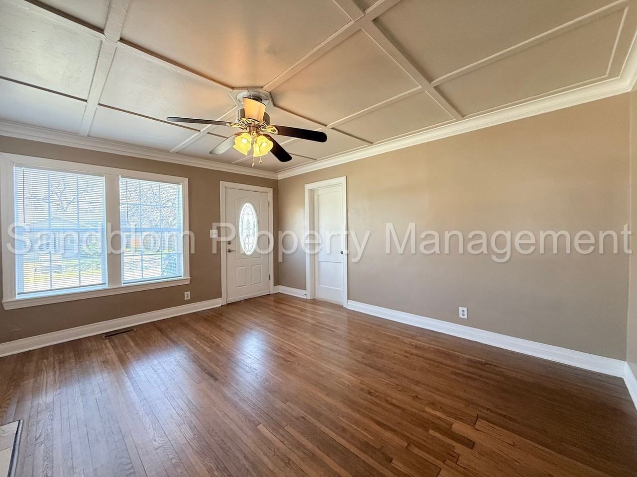 1244 S Gary Pl - Photo 4 of 18