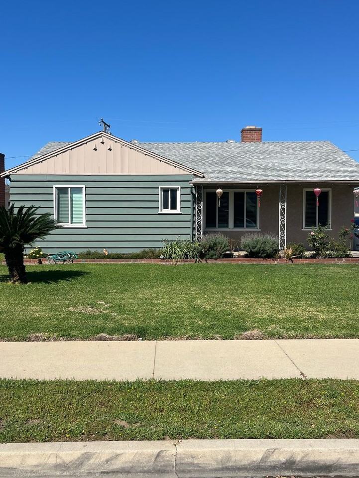 817 S 10th St - Photo 2 of 49