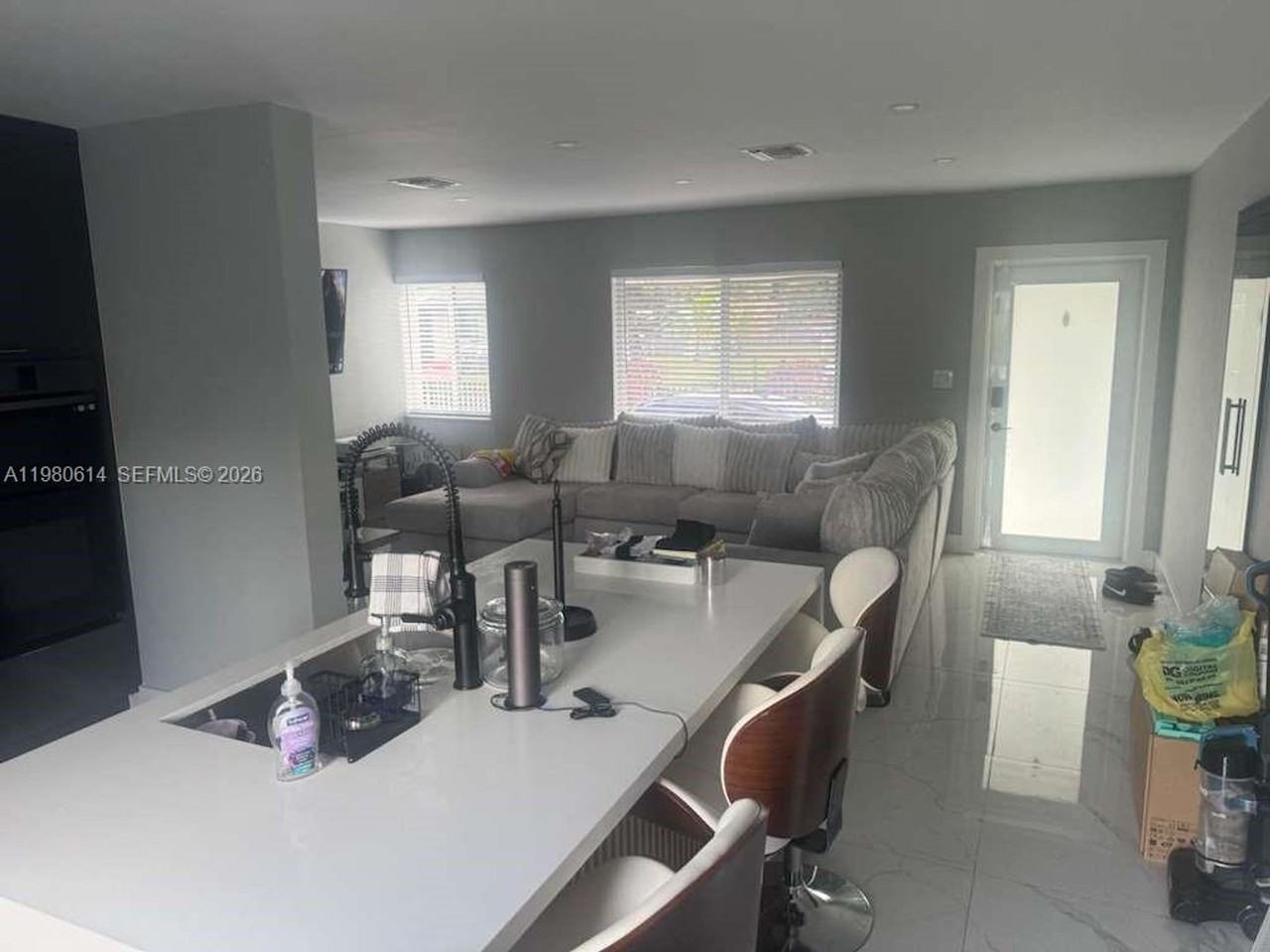 1001 Nw 148th St - Photo 4 of 18