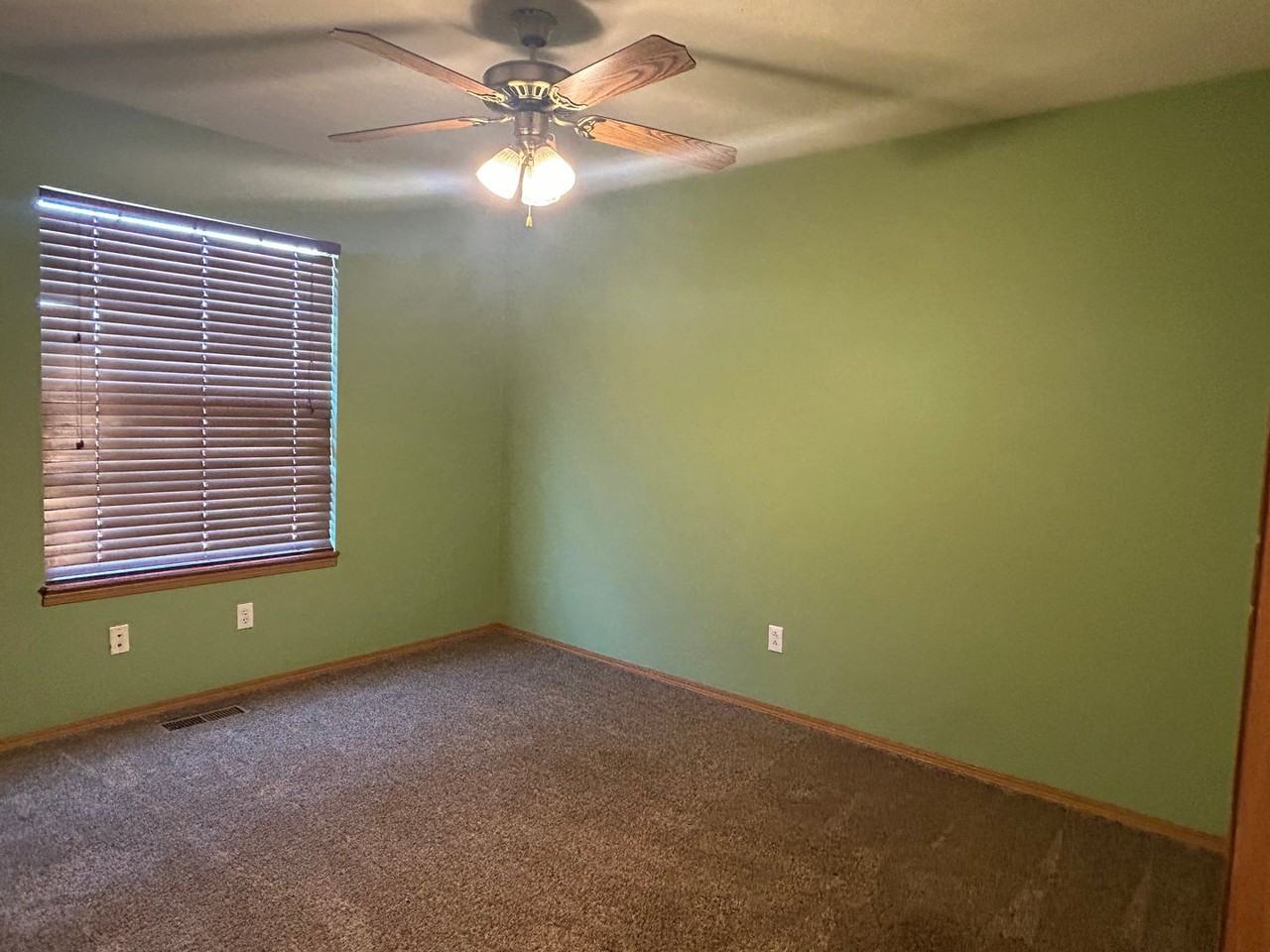 314 W Cherokee Path - Photo 6 of 14