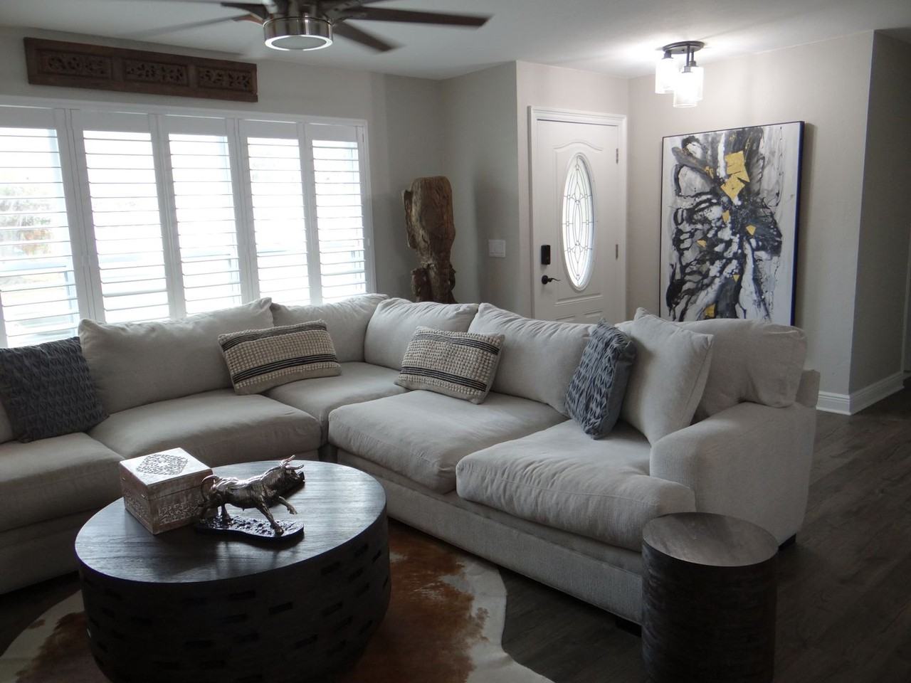 562 Brookside Dr - Photo 2 of 21