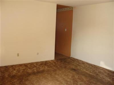 1817 Canter Way - Photo 2 of 6