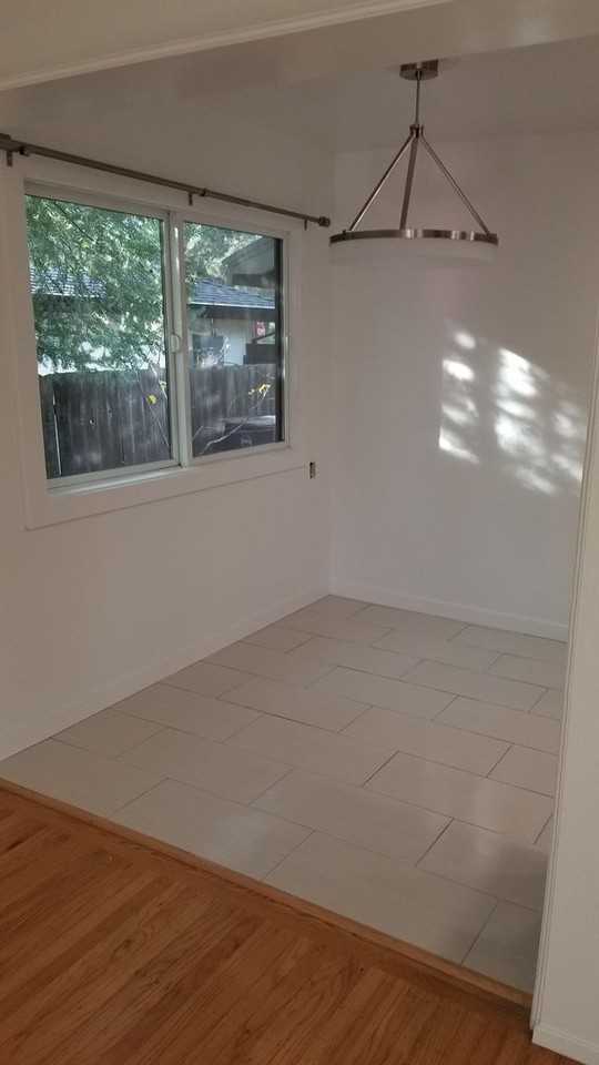 1308 Monarch Ln - Photo 3 of 35