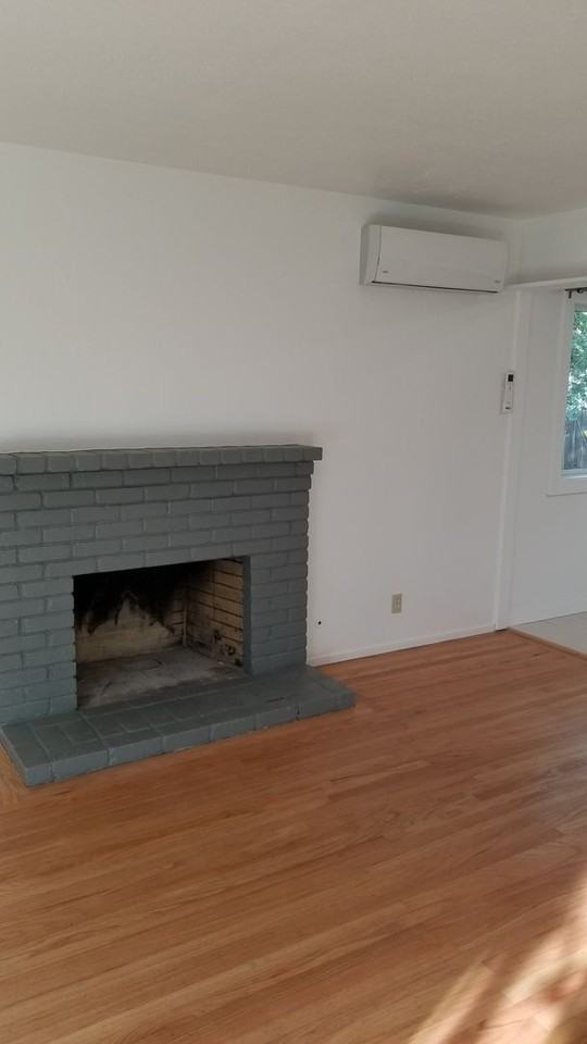 1308 Monarch Ln - Photo 5 of 35