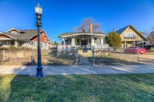 featured image of 411 S Naches Ave