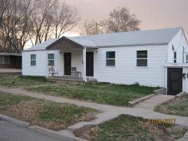 featured image of 1920 Hunting Ave