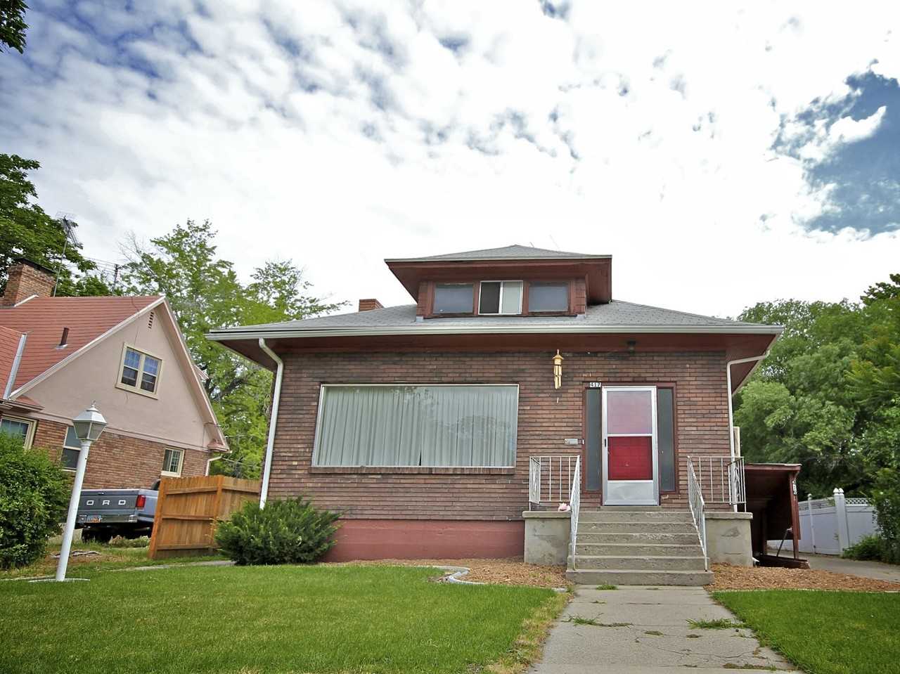 417 E 100 N - Photo 2 of 19