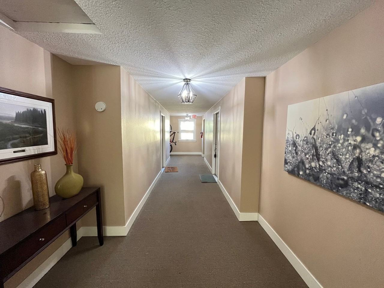 1739 Se Harold St - Photo 2 of 16