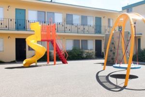 featured image of 50 Oasis Apartments