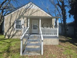 featured image of 746 Southerland St