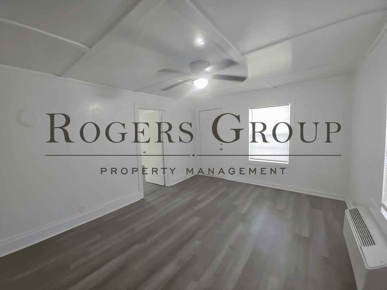 746 Southerland St - Photo 6 of 11