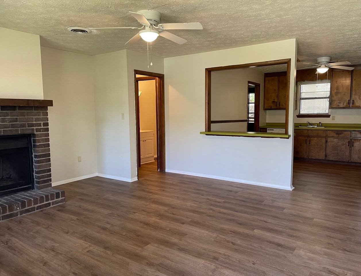 330 Edgewood Dr - Photo 3 of 14