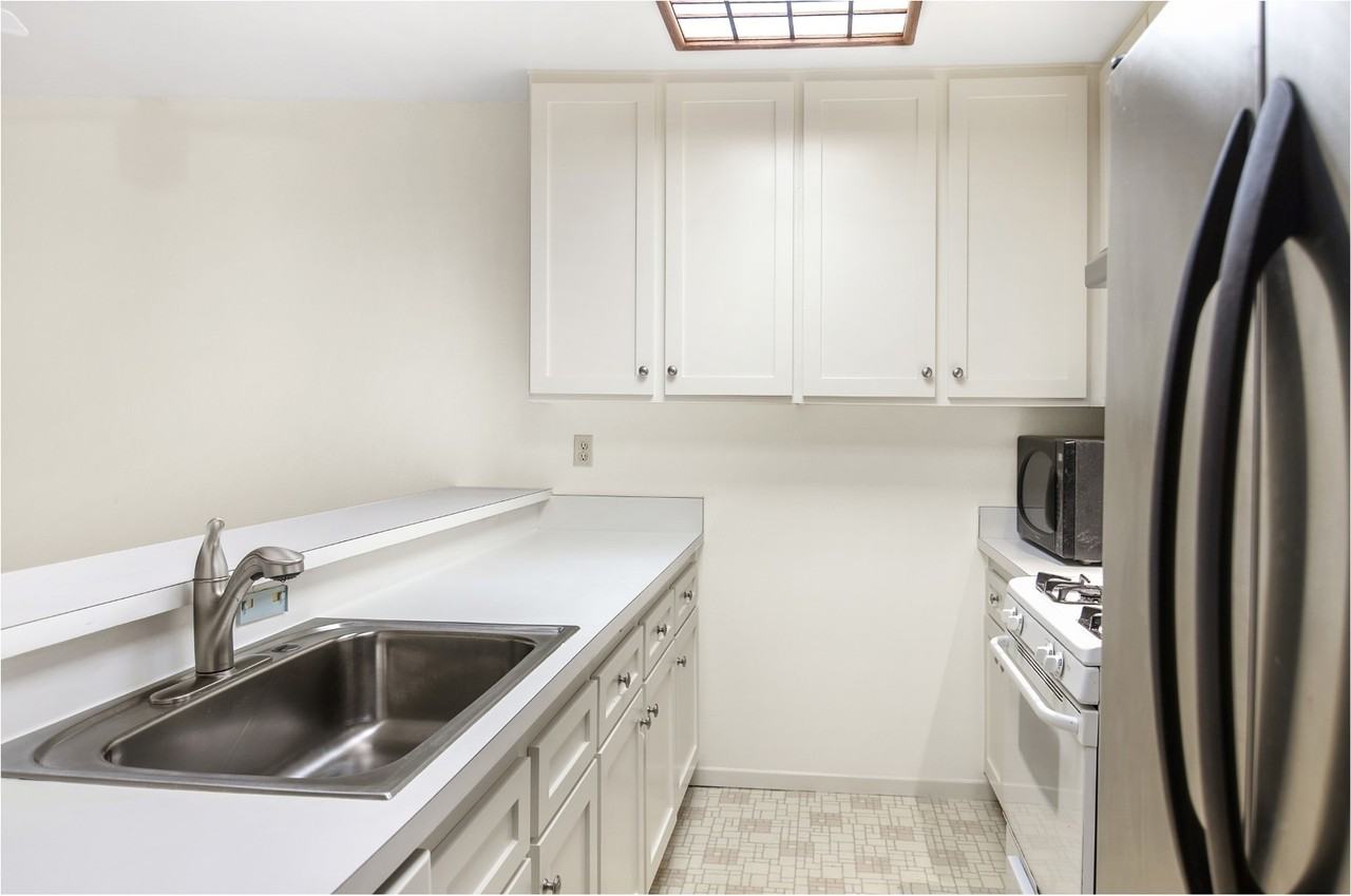 183 Lemon Grv #223 - Photo 6 of 19