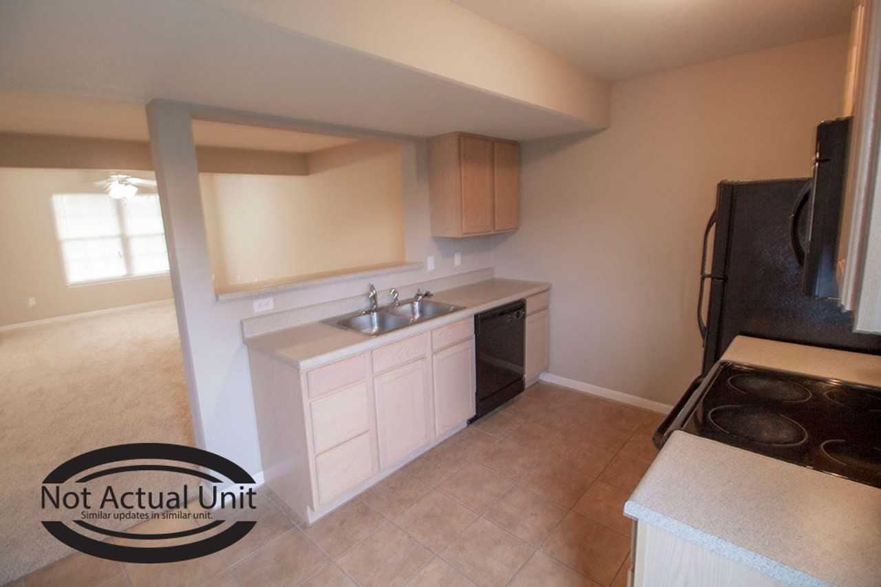 3914 Snowy Owl Dr - Photo 7 of 36