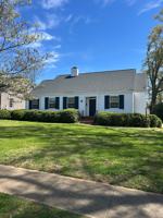 featured image of 101 W Augusta Pl