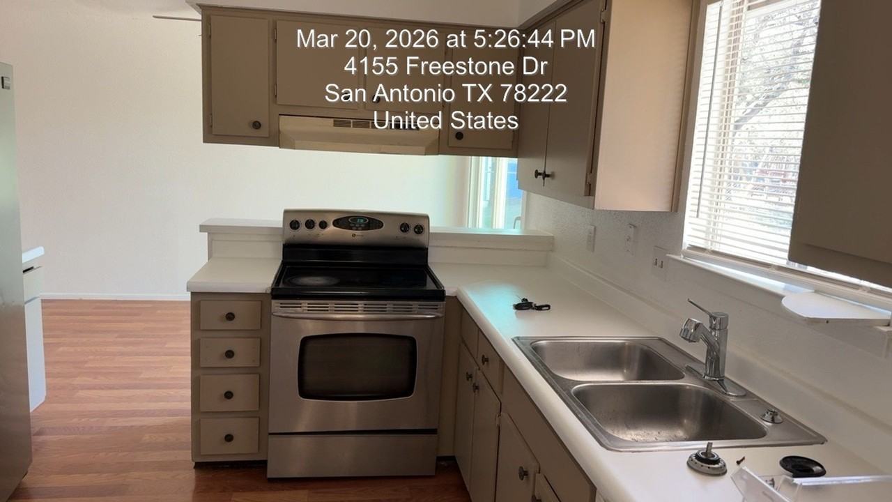 4155 Freestone St - Photo 3 of 8