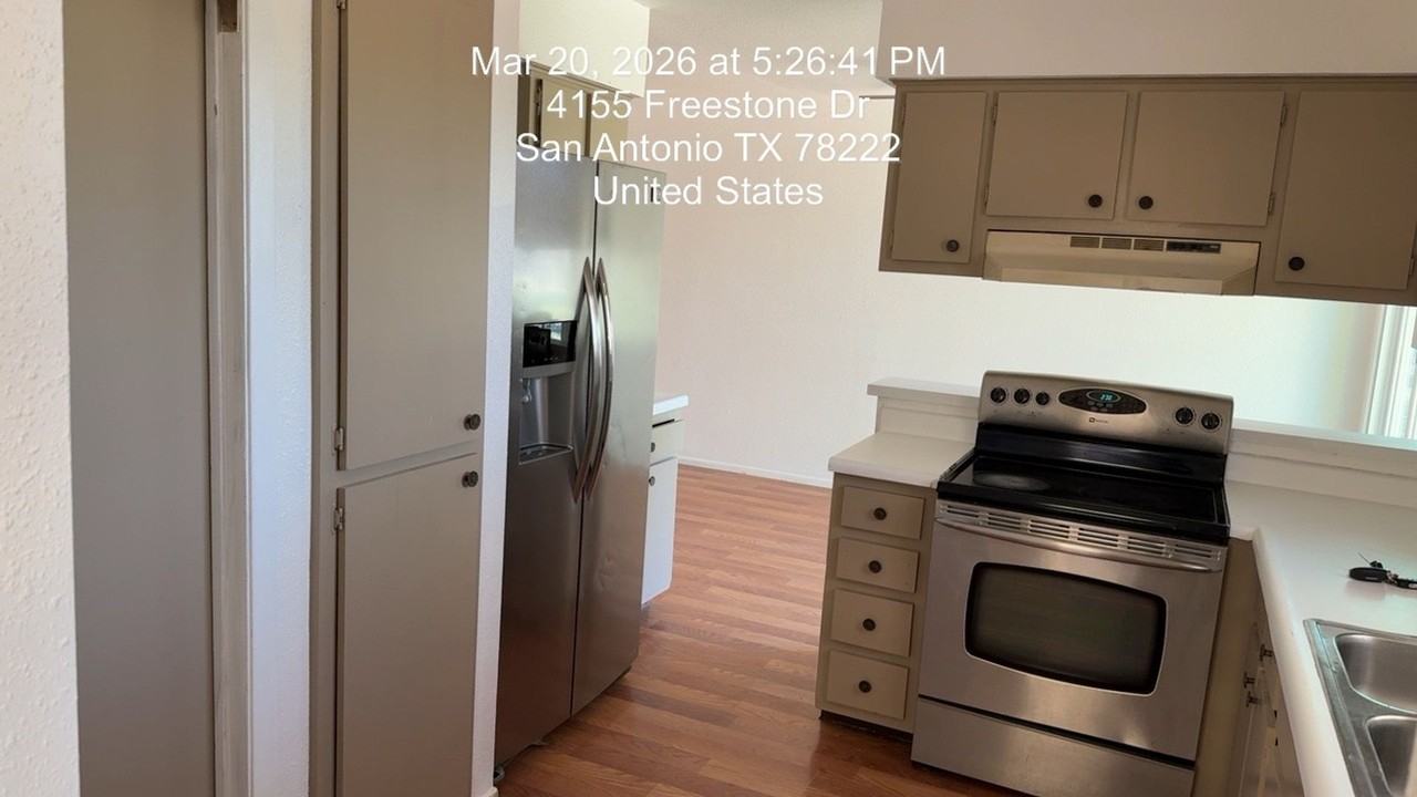 4155 Freestone St - Photo 4 of 8