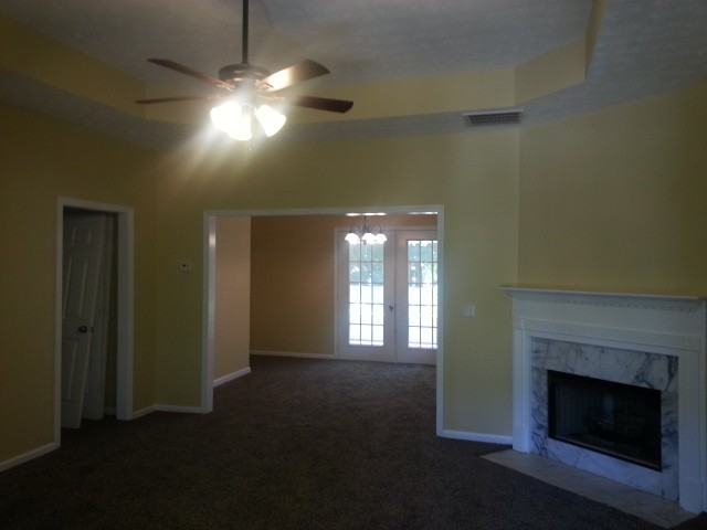 233 Ruby Ct - Photo 6 of 10