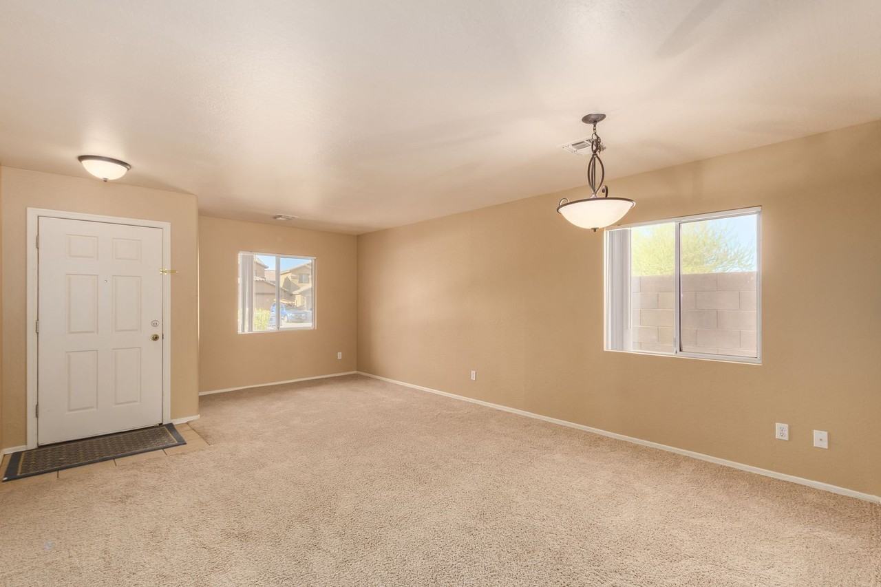 28241 N Quartz Way - Photo 7 of 29