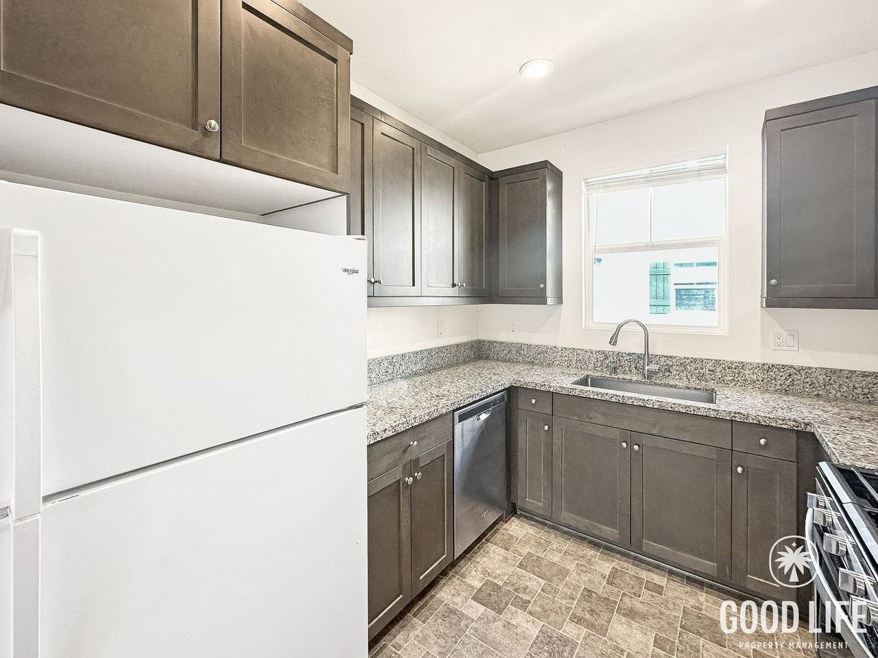 507 Lark Way - Photo 4 of 28