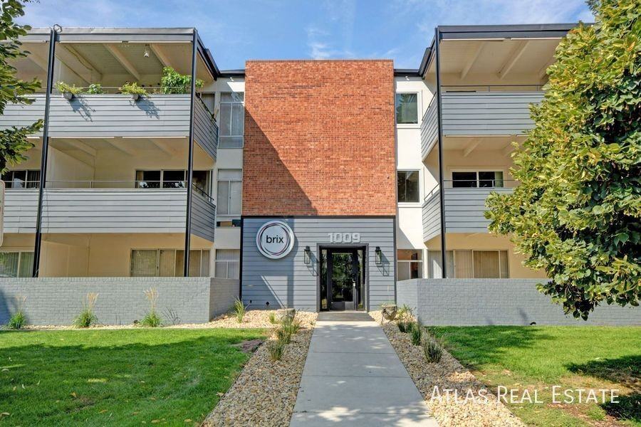 1009 13th Avenue - Photo 7 of 27