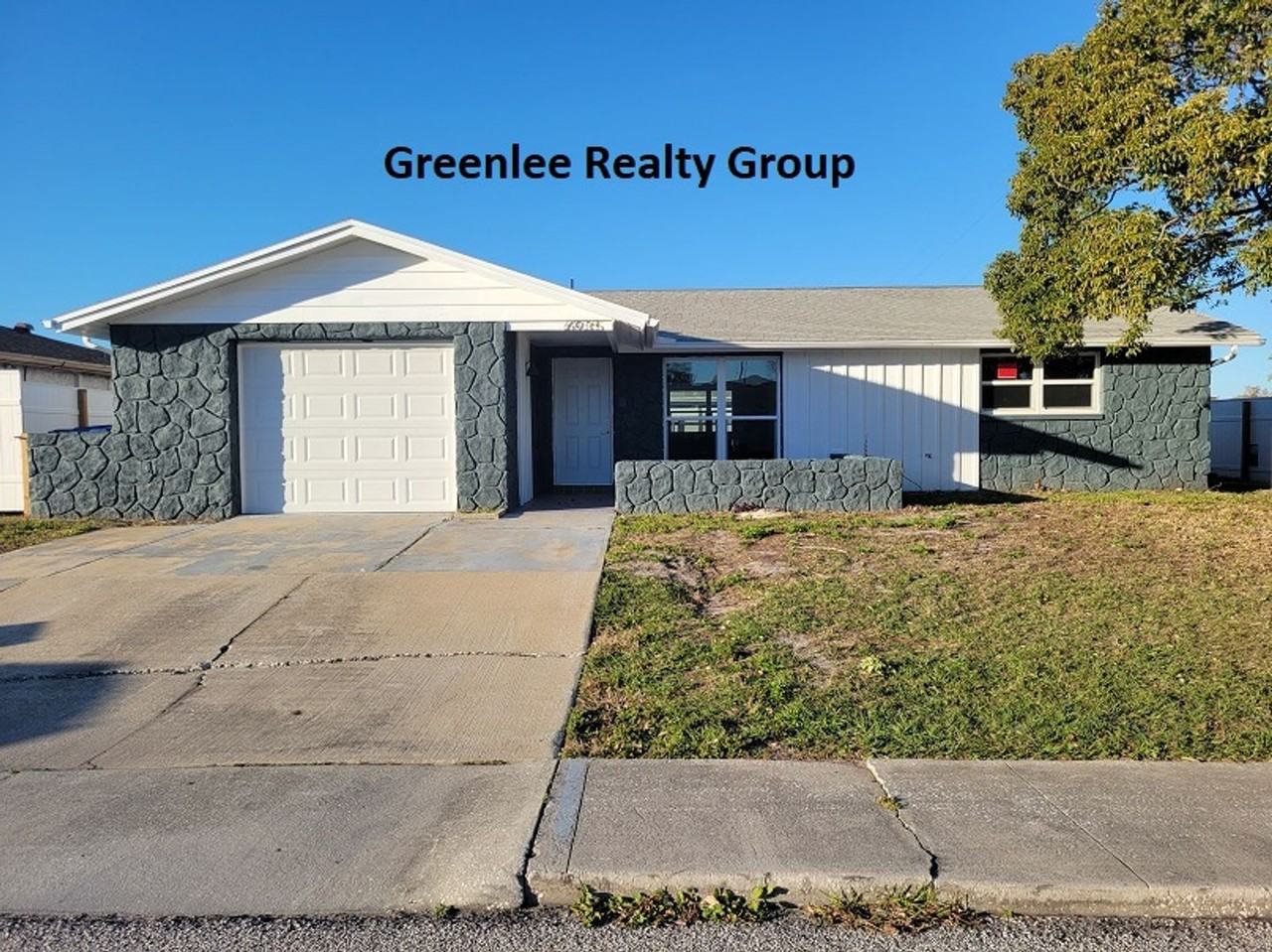 6935 Altavista St - Photo 2 of 28