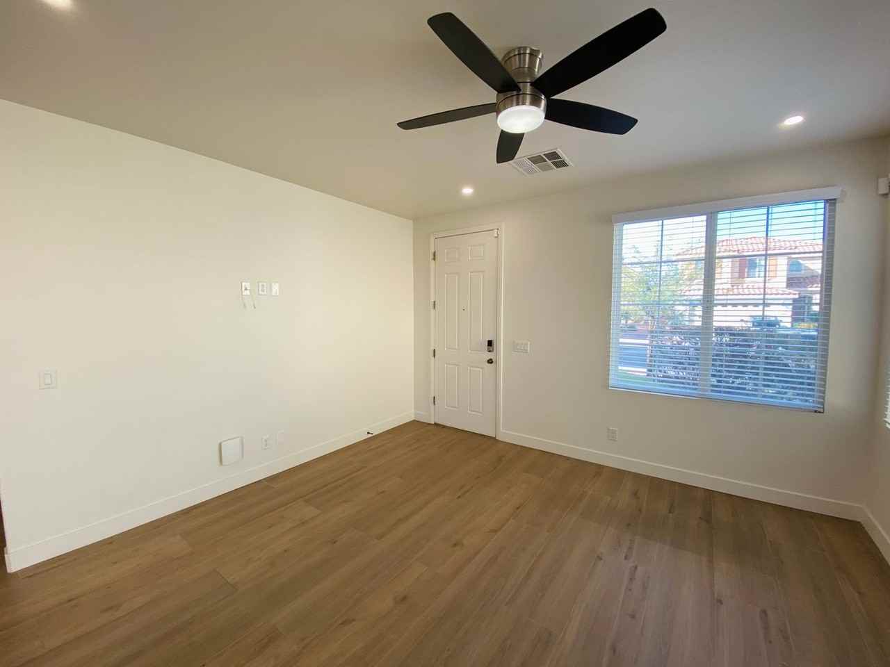 8794 Timber Mesa St - Photo 2 of 26