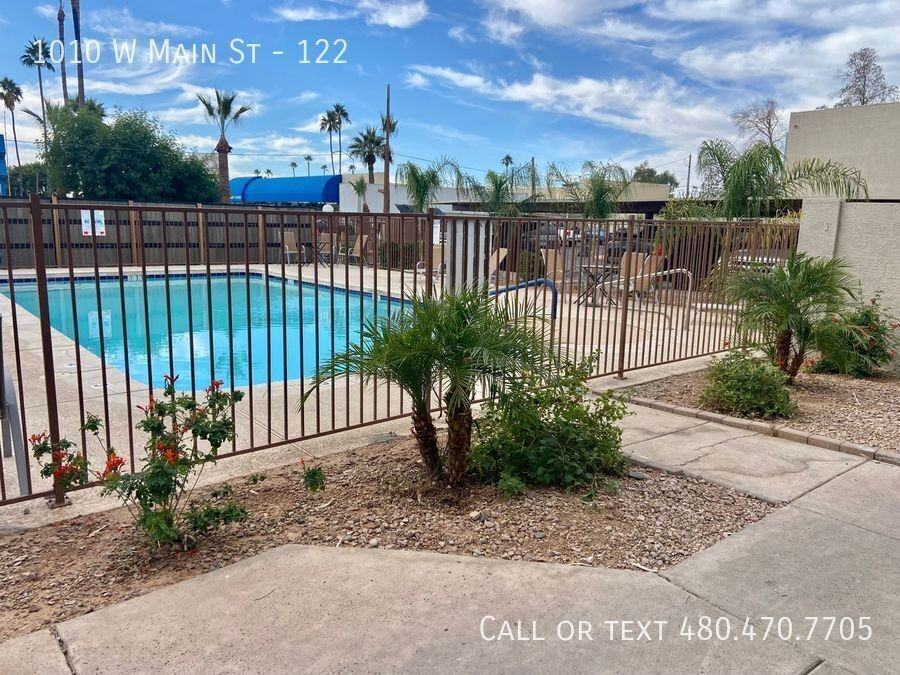 10|Ten on Main Apartments - Photo 6 of 50