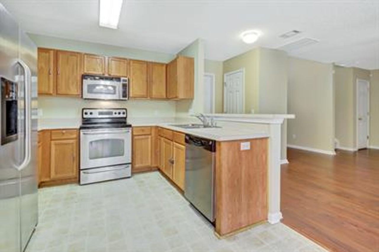 139 Wax Myrtle Ct - Photo 5 of 10