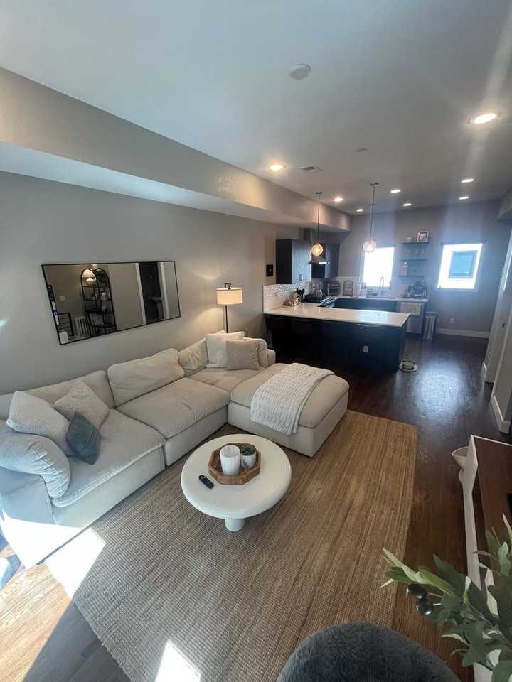 2870 Hazel Ct - Photo 2 of 23