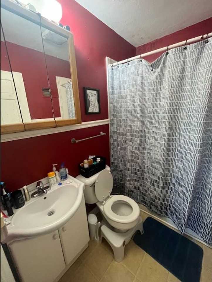 1750 Vermont St - Photo 5 of 8