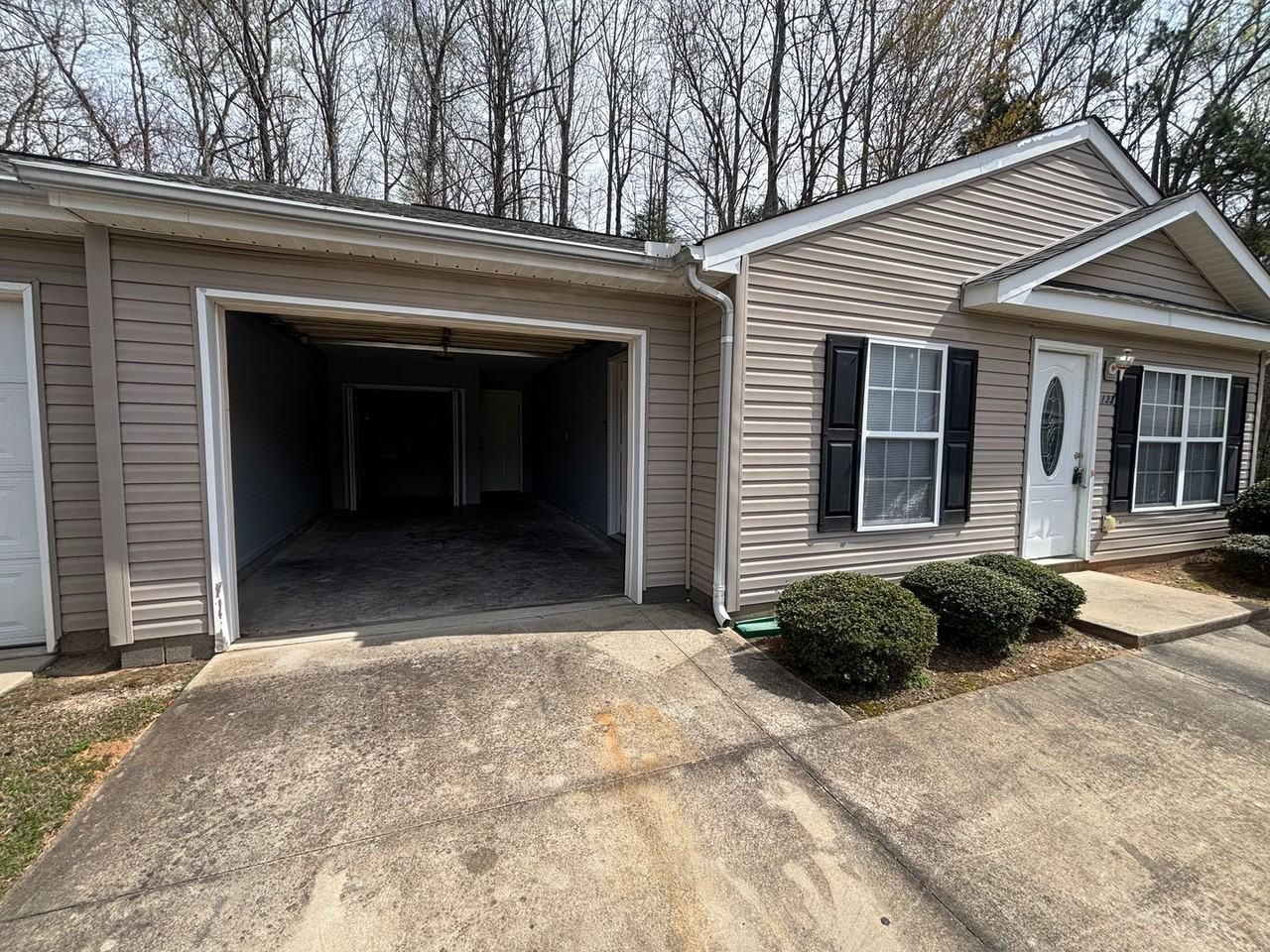 133 Settlemyre Pl - Photo 5 of 8