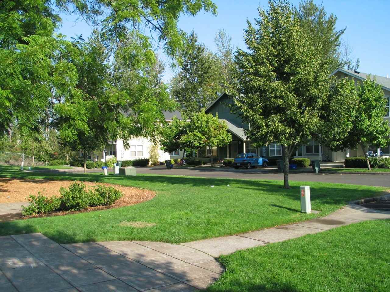 Walnut Park Townhomes fka Walnut Park Duplexes - Photo 6 of 23