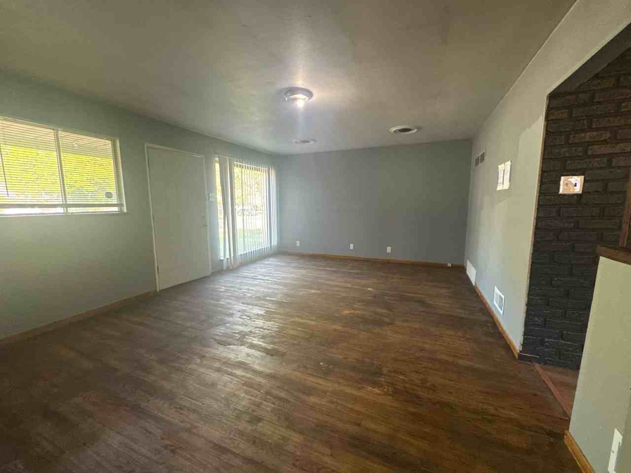 10524 Durness Dr - Photo 2 of 12