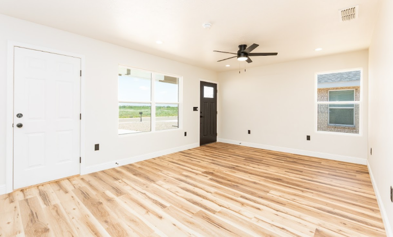 144 Chisum Dr #A - Photo 3 of 18