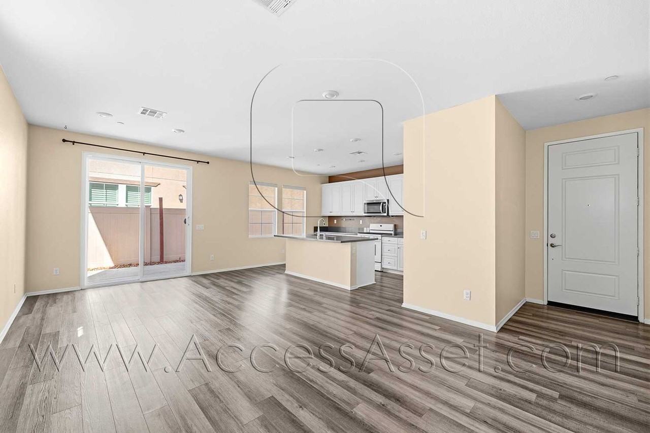 41948 Pedraza St - Photo 7 of 33