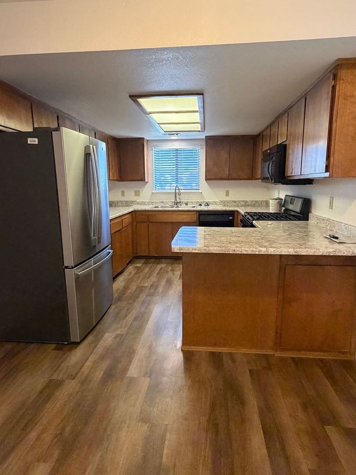 2961 Shotwick Trl - Photo 2 of 17