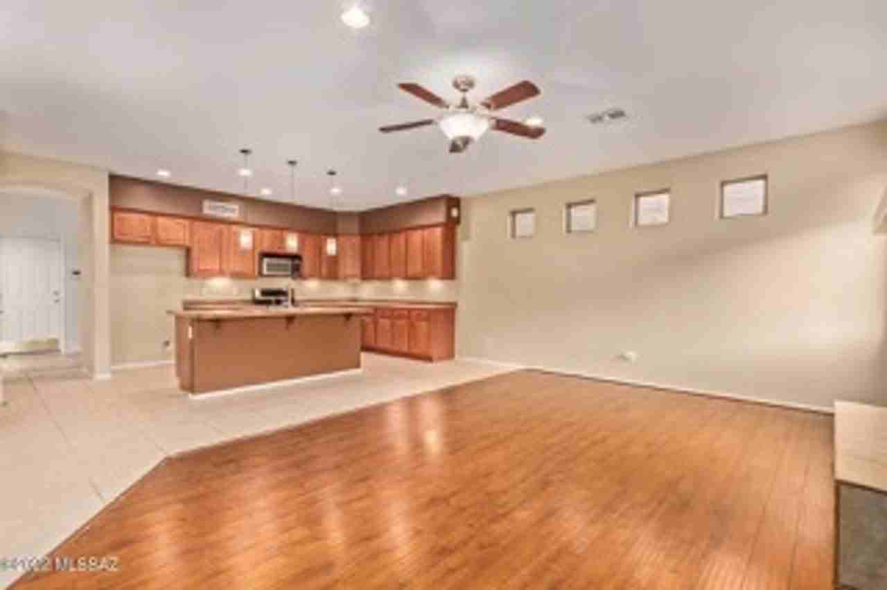 3496 N Camino La Jicarrilla - Photo 2 of 13