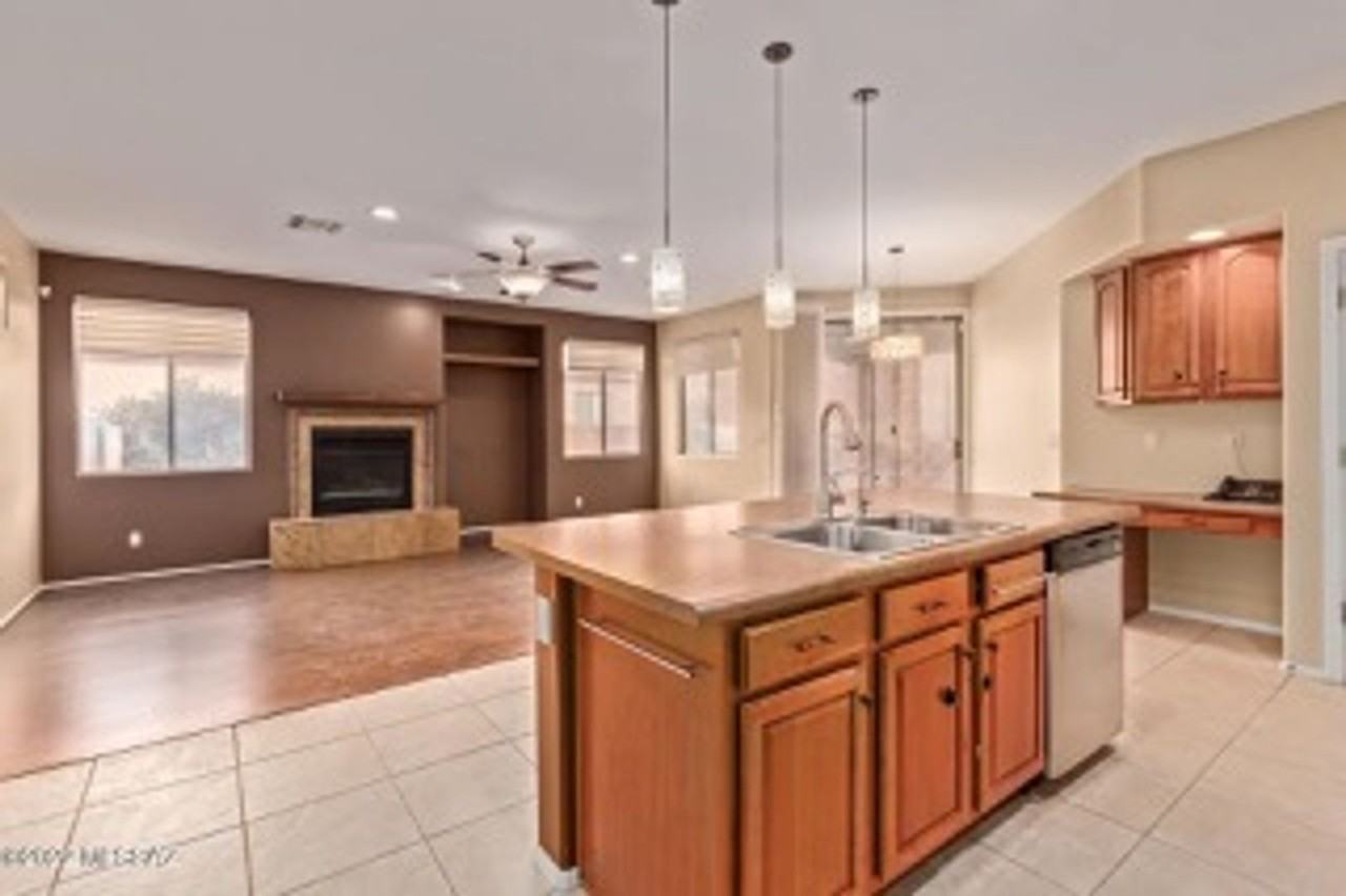 3496 N Camino La Jicarrilla - Photo 5 of 13