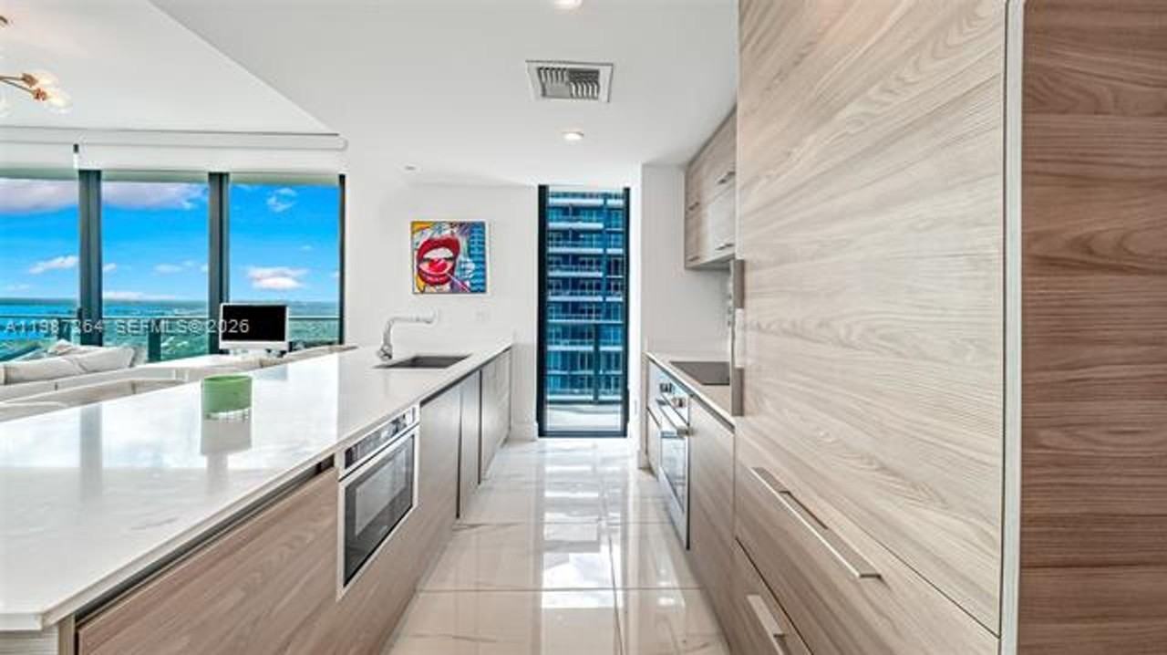 1300 S Miami Ave #4306 - Photo 5 of 24