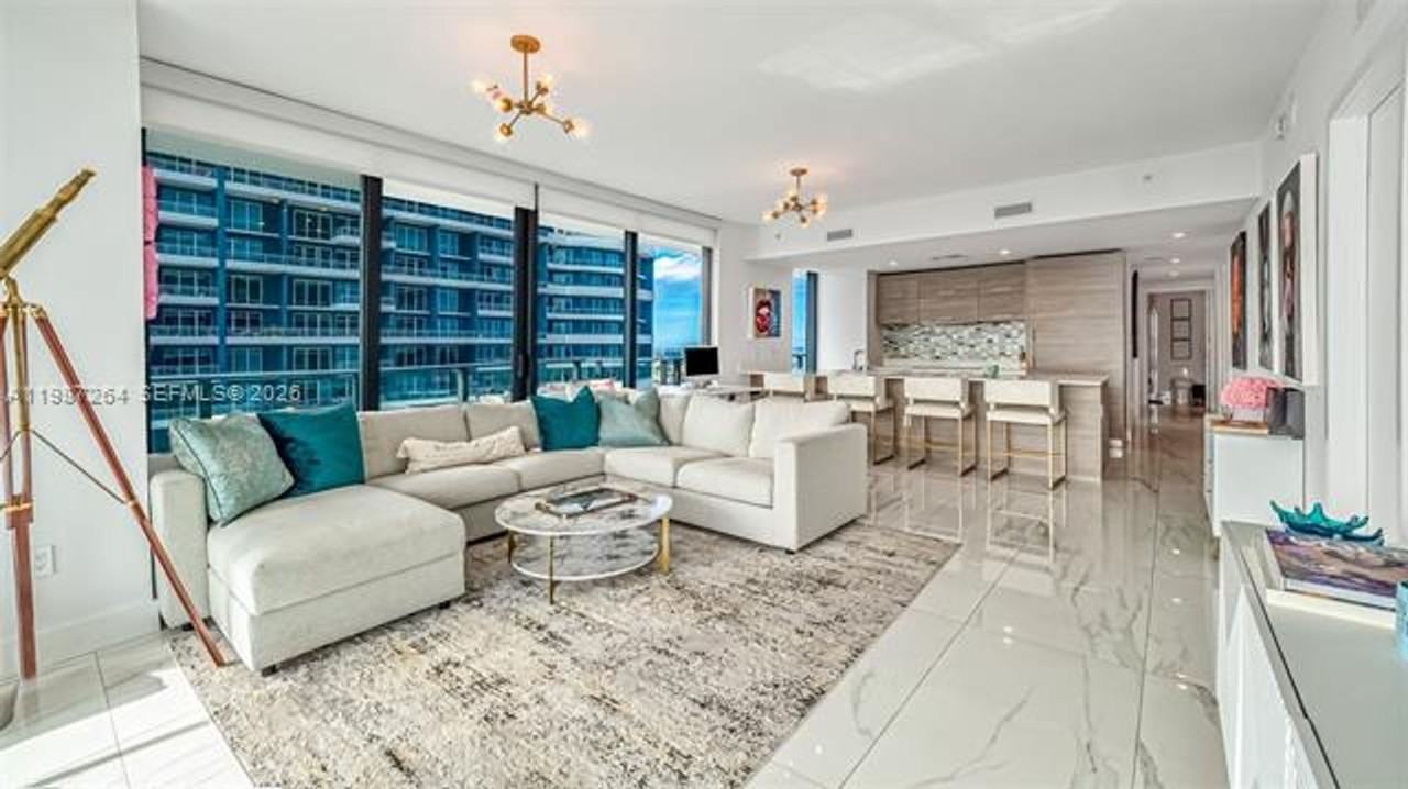 1300 S Miami Ave #4306 - Photo 6 of 24