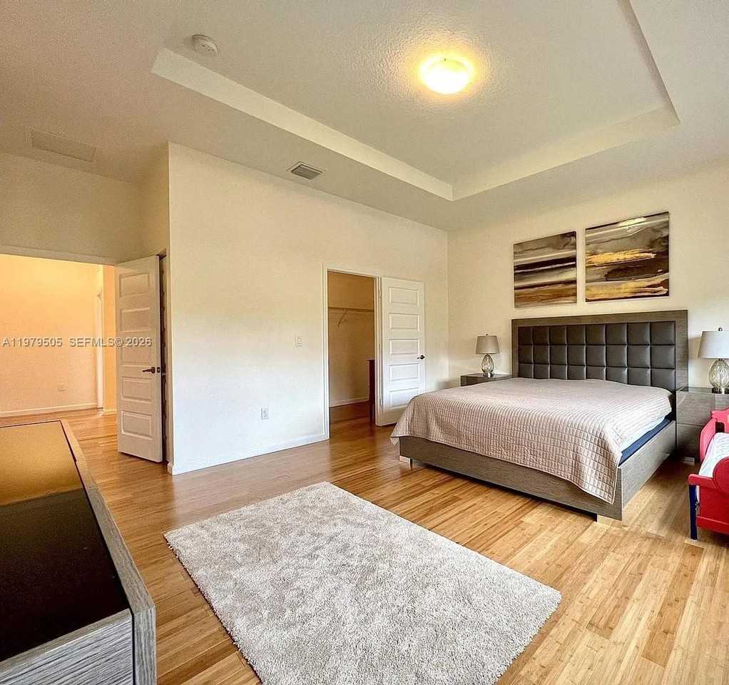 965 Ne 193rd Ter - Photo 7 of 16