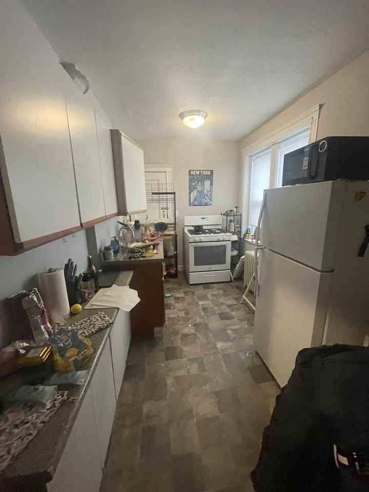 46 Linden St - Photo 2 of 4