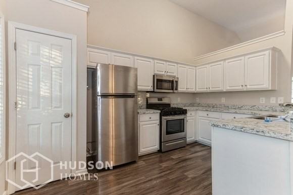 3716 Anna Ct Nw - Photo 7 of 25