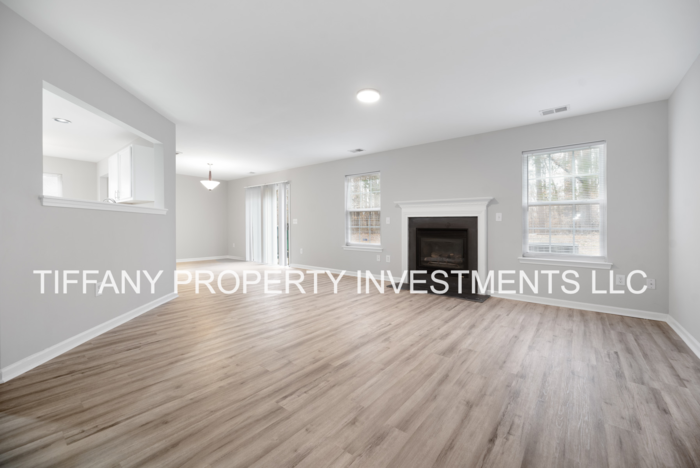 1435 Highfield Ct - Photo 3 of 24