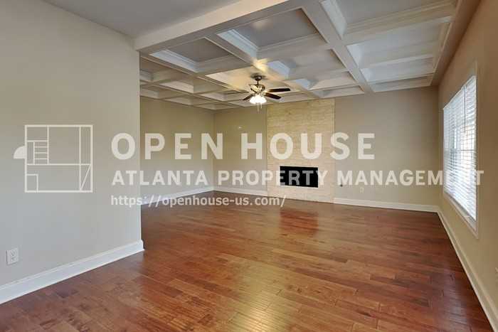 450 Fairway Walk Dr - Photo 4 of 20