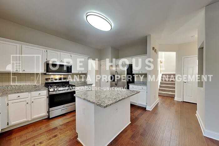 450 Fairway Walk Dr - Photo 7 of 20