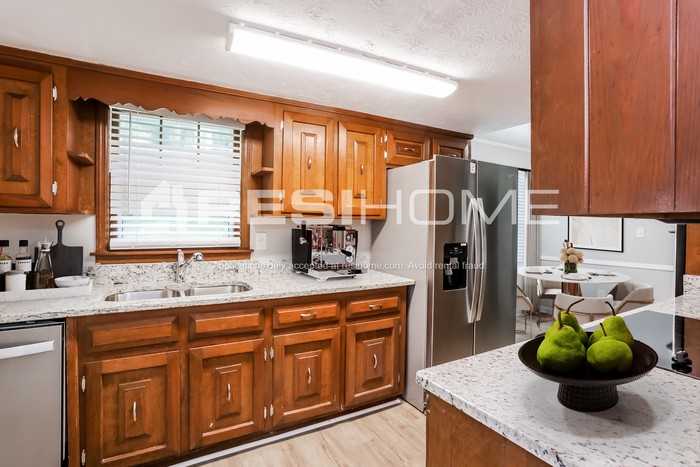 1654 Cheryl Leigh Dr - Photo 3 of 22