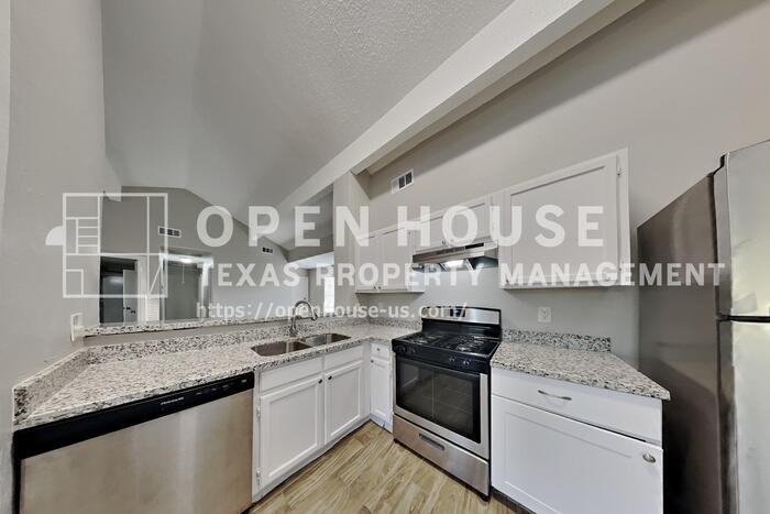 2203 Wheathall Camp Ln - Photo 6 of 25